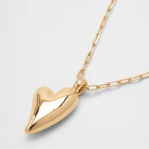 Banana Republic Women’s Mini Heart Pendant Delicate Chain Necklace NWT